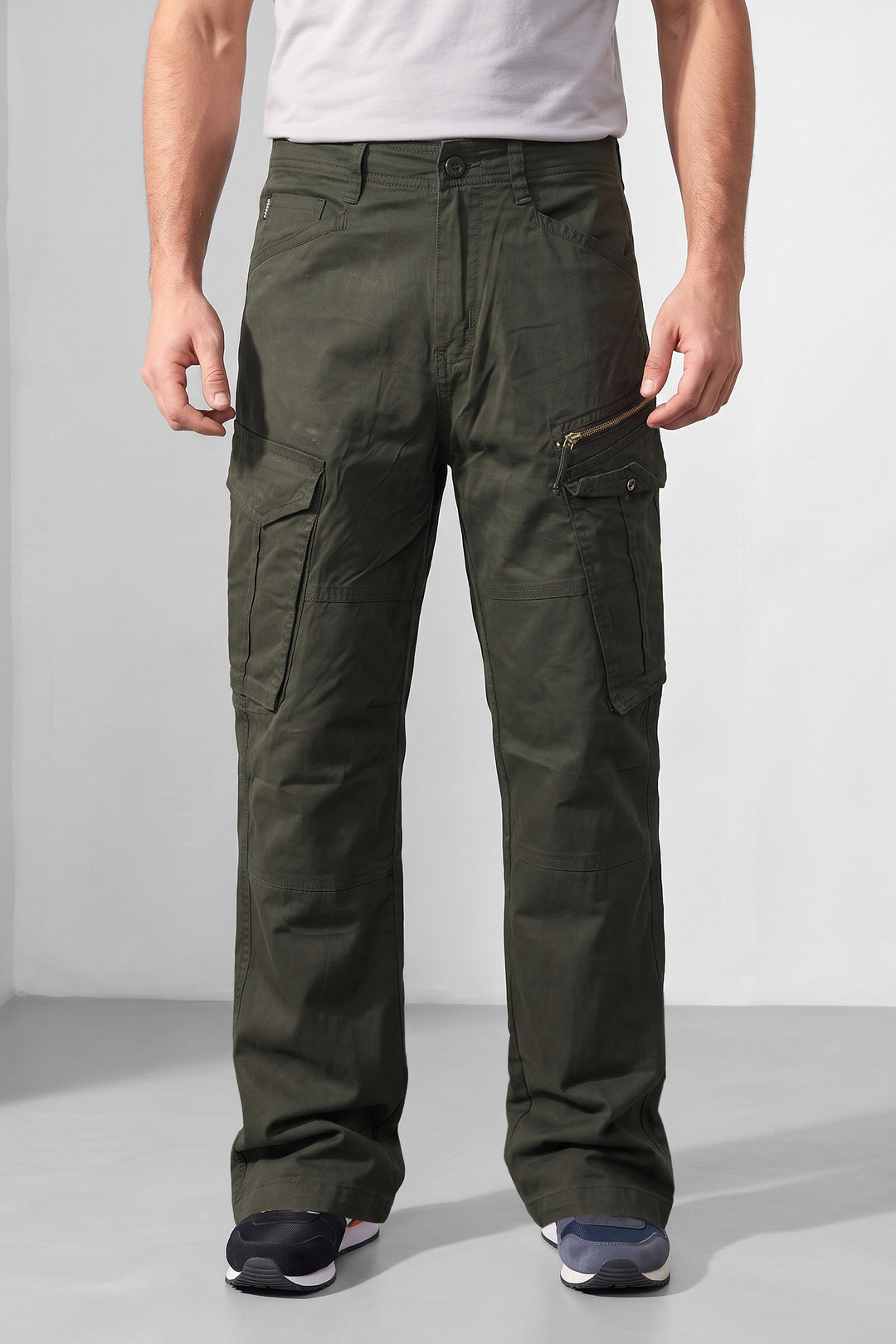 Olive Green Premium Utility Cargo Trousers with 6-Pocket Design