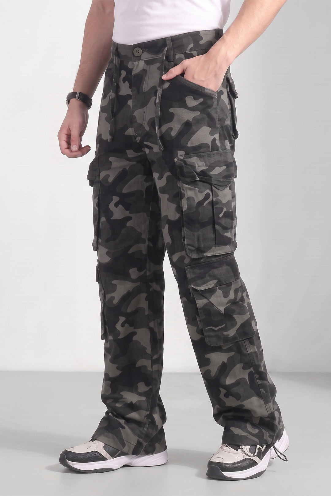 Grey Mens Camouflage 8-Pocket Cotton Cargo Pant