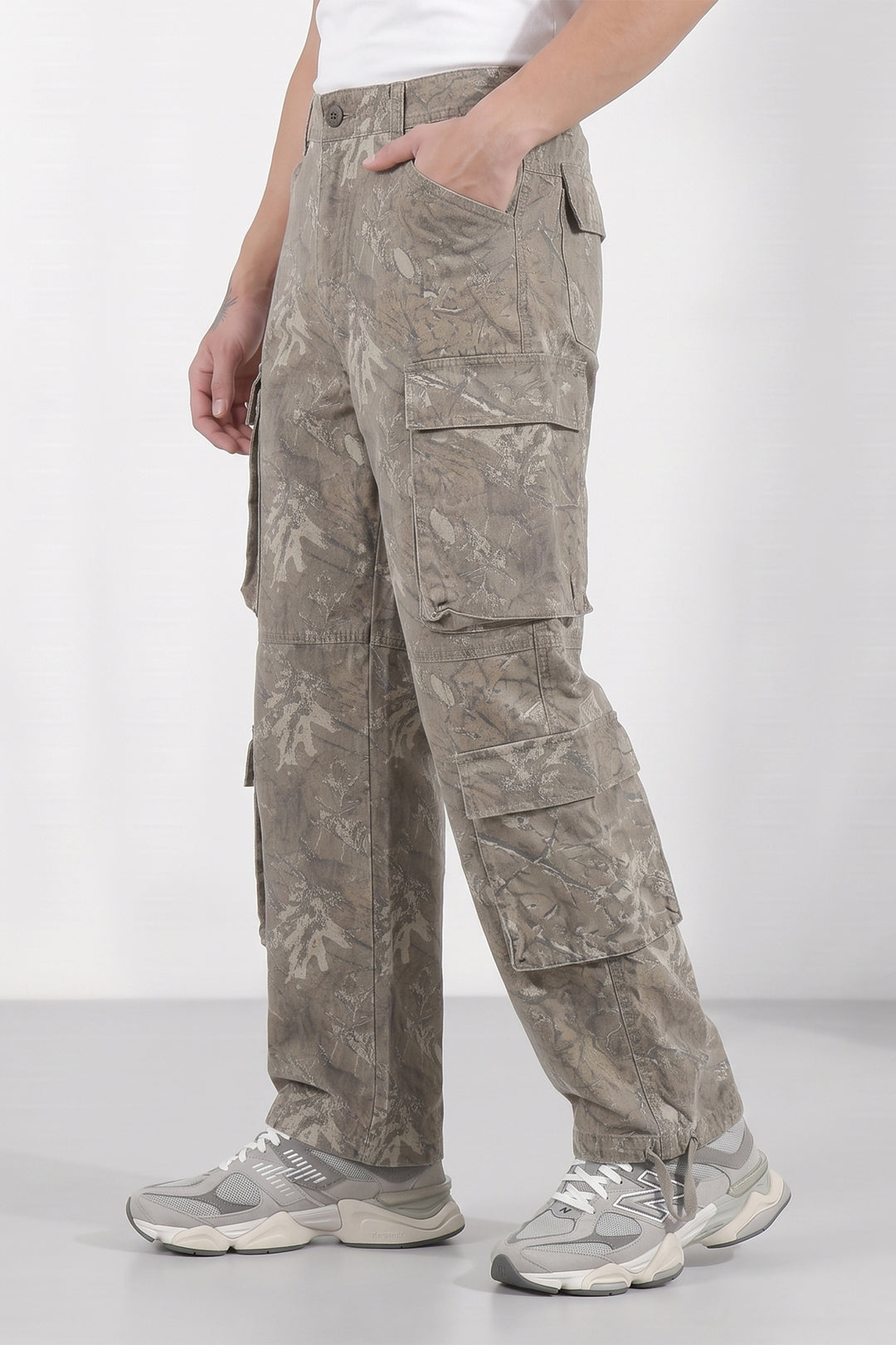 8 Pocket Military Style Camouflage Cargo Pants for Men