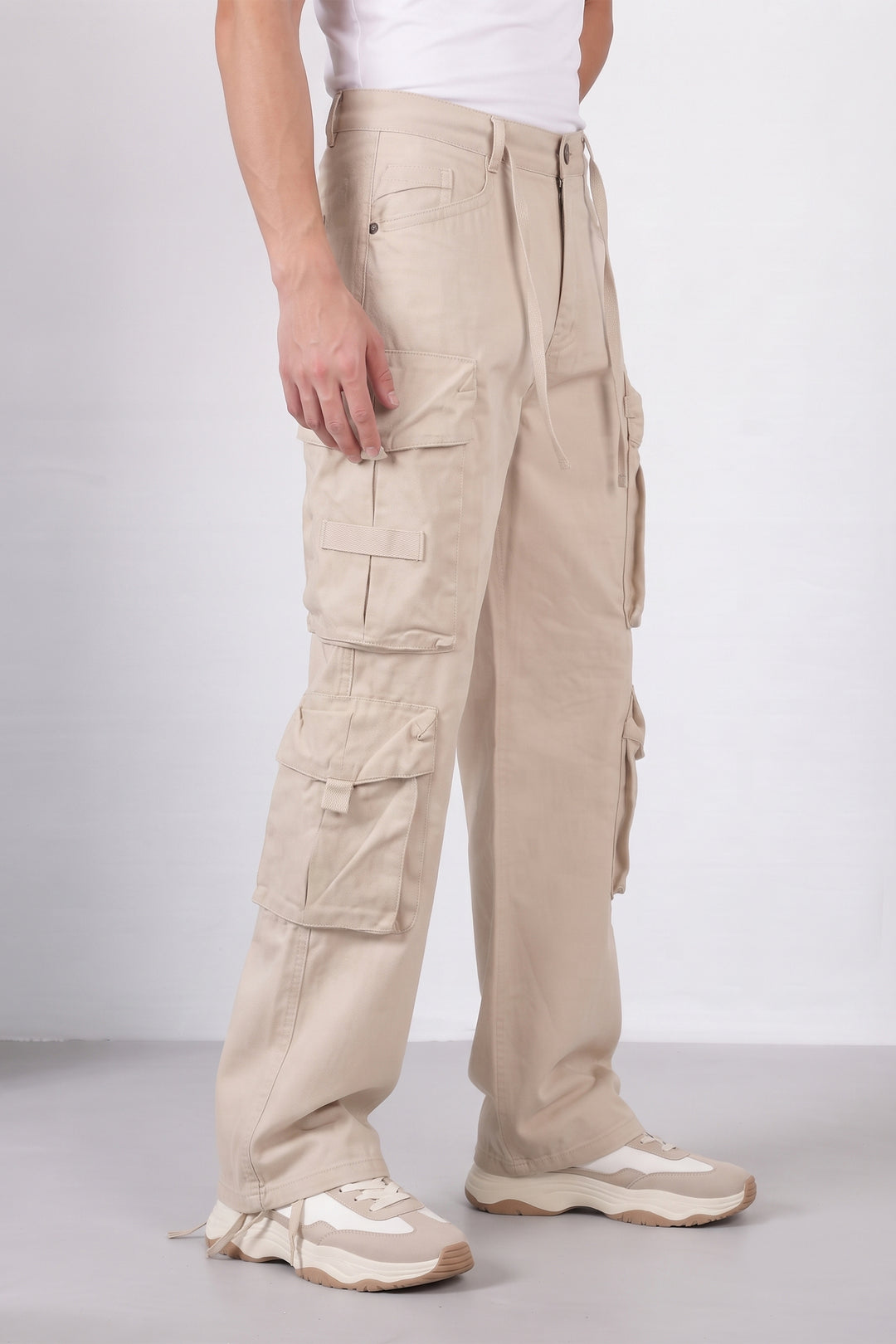 Cream Mens Solid 8-Pocket Cotton Cargo Pant