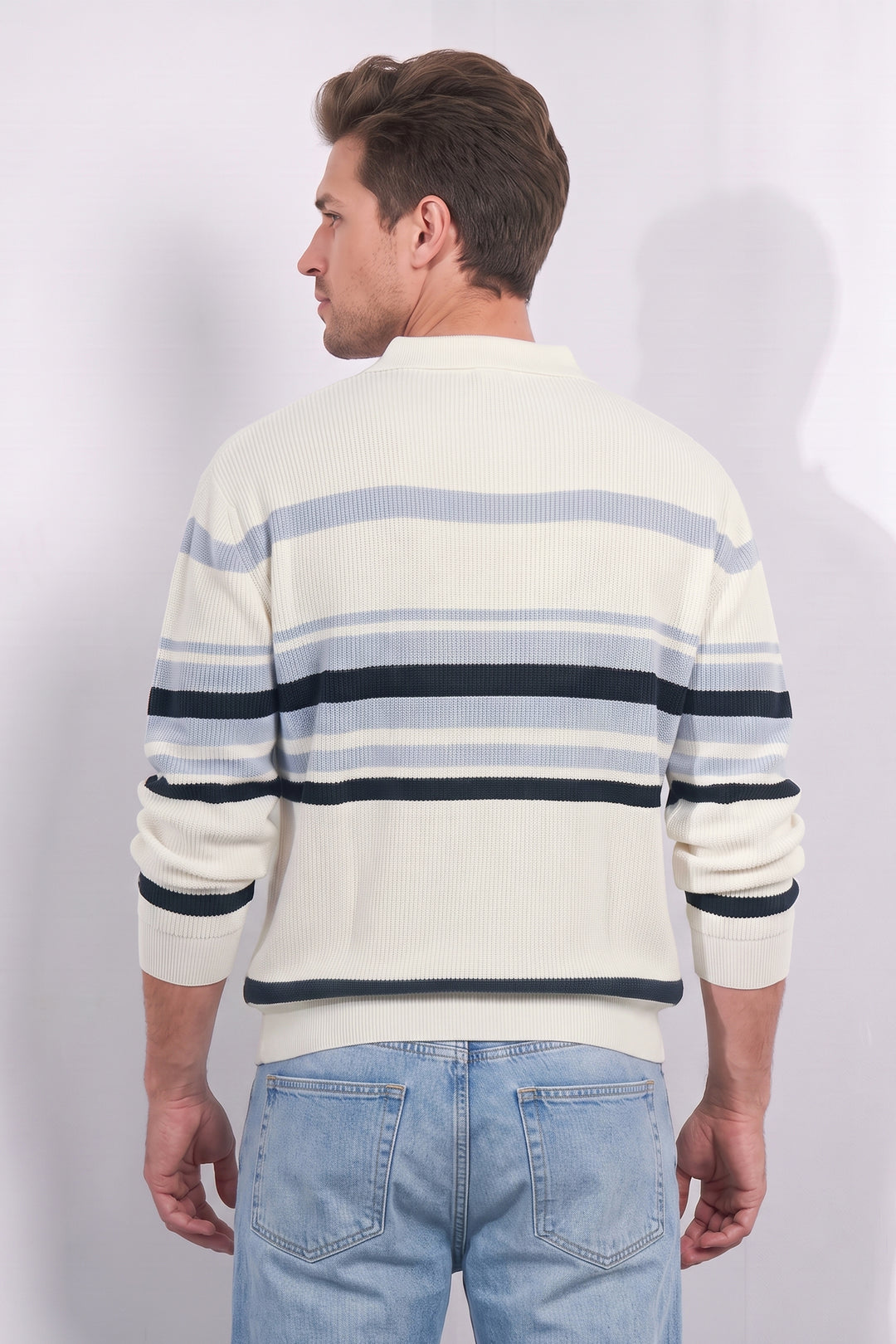 White Men Regular Fit Flat Knit Colorblocked Collar Neck Pullover