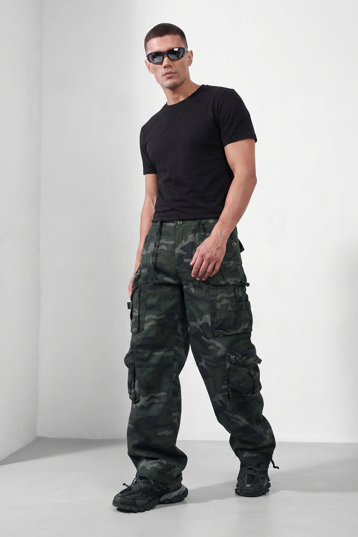 Dark Green 8 Pocket Military Style Camouflage Cargo Pants for Men