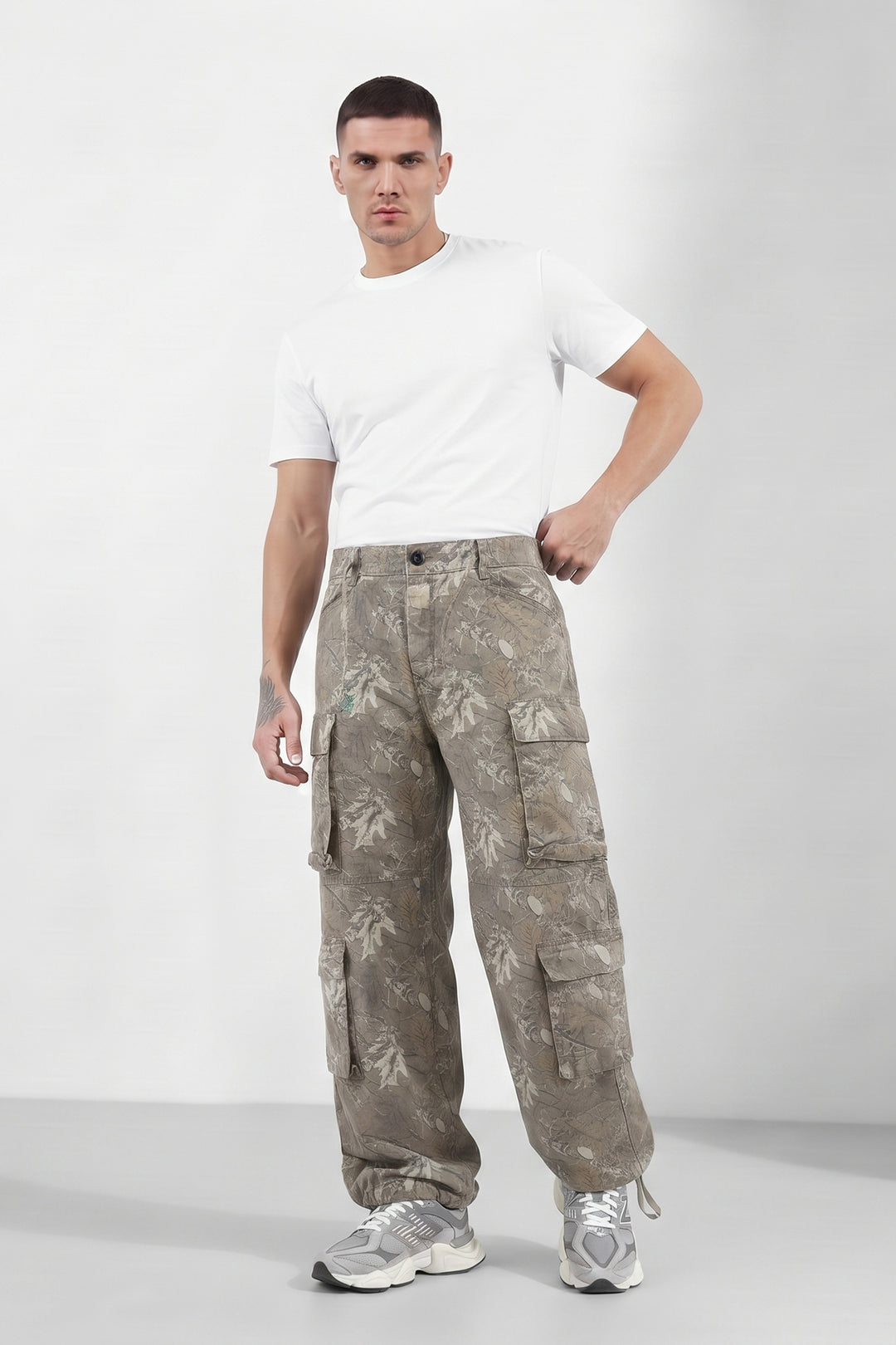 8 Pocket Military Style Camouflage Cargo Pants for Men