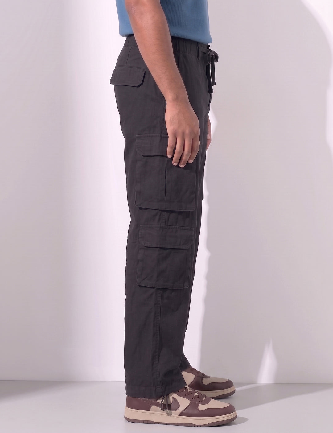 Black Men Elasticated Waist Drawstring Closure Cargo Pant