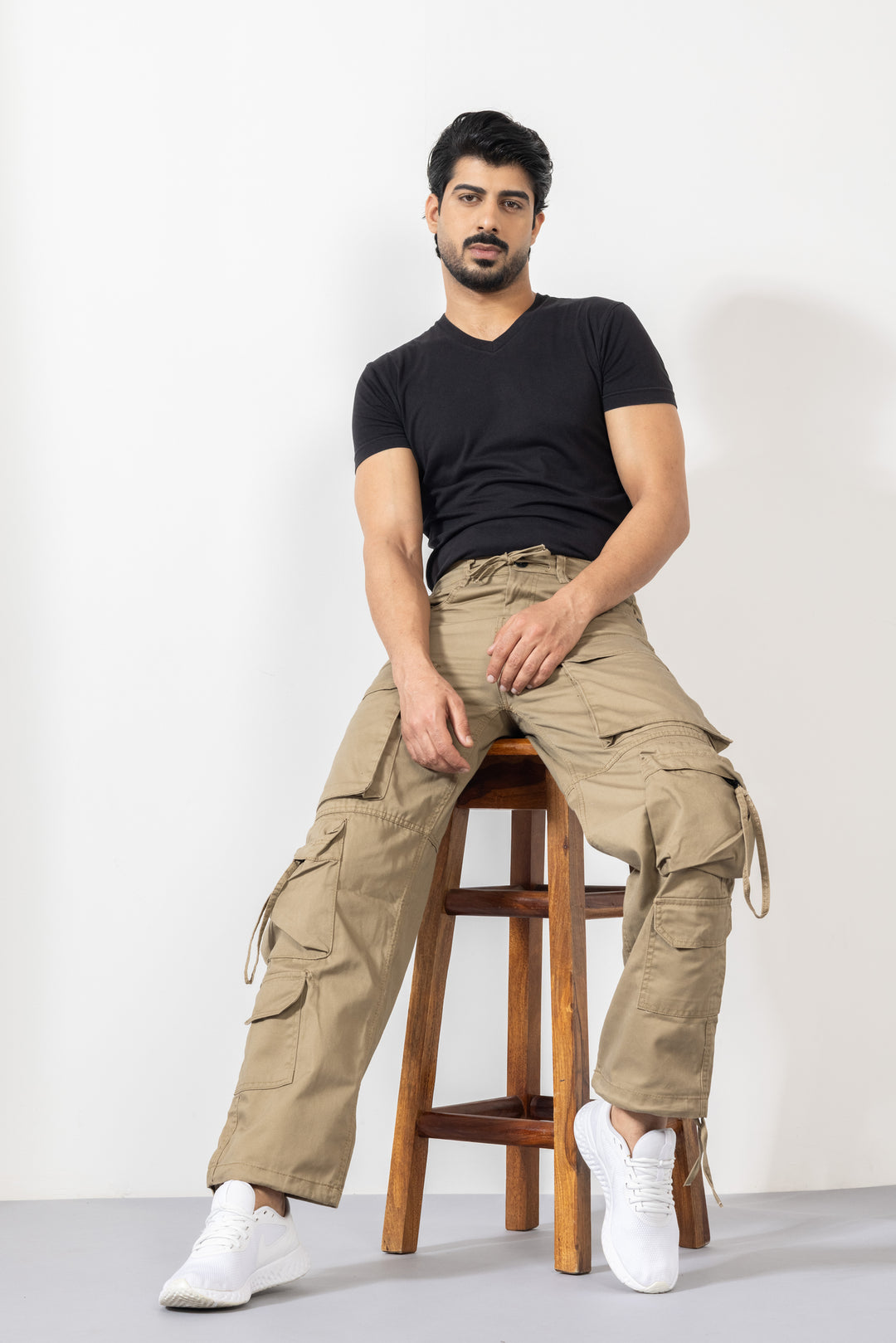 Cream Men Multi Pocket Cargo Pant