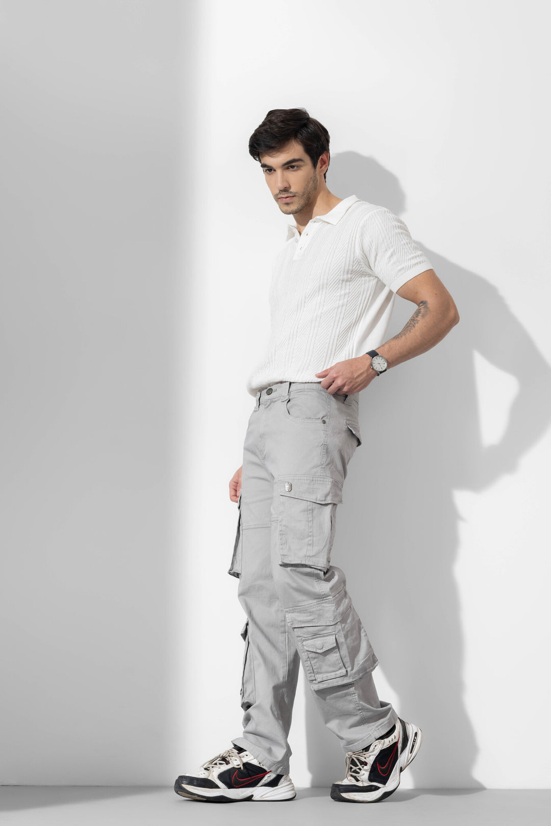 Light Grey Men Multi Pocket Solid Cargo Pant