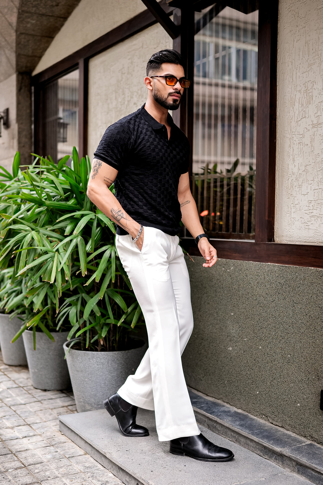 Black Embedded Texture Polo T-Shirt