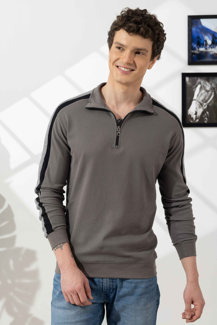 Grey Self Design Zipper Collar T-Shirt