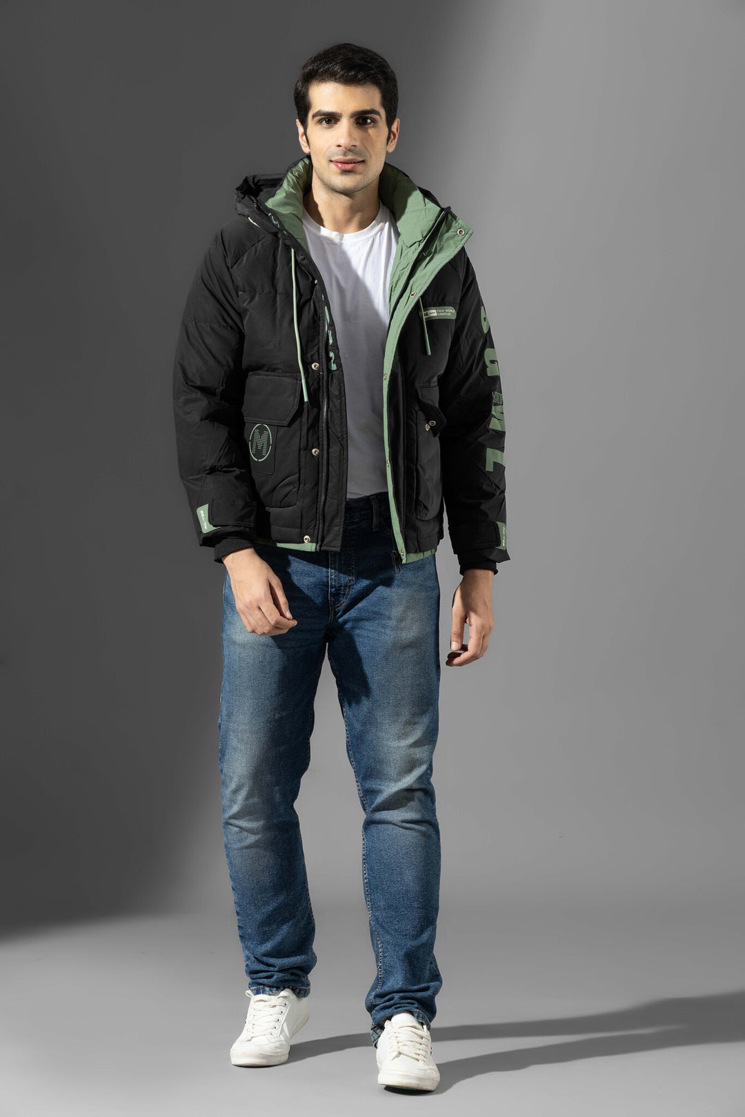 Black Men High Neck Heavy Winter Jacket