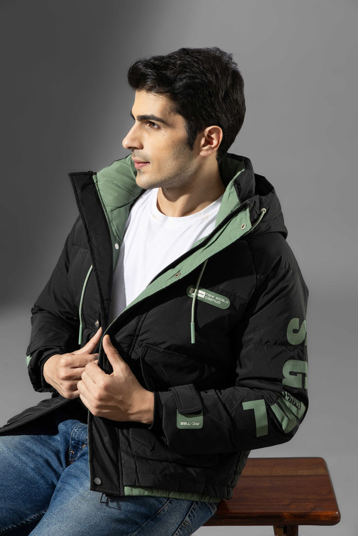 Black Men High Neck Heavy Winter Jacket