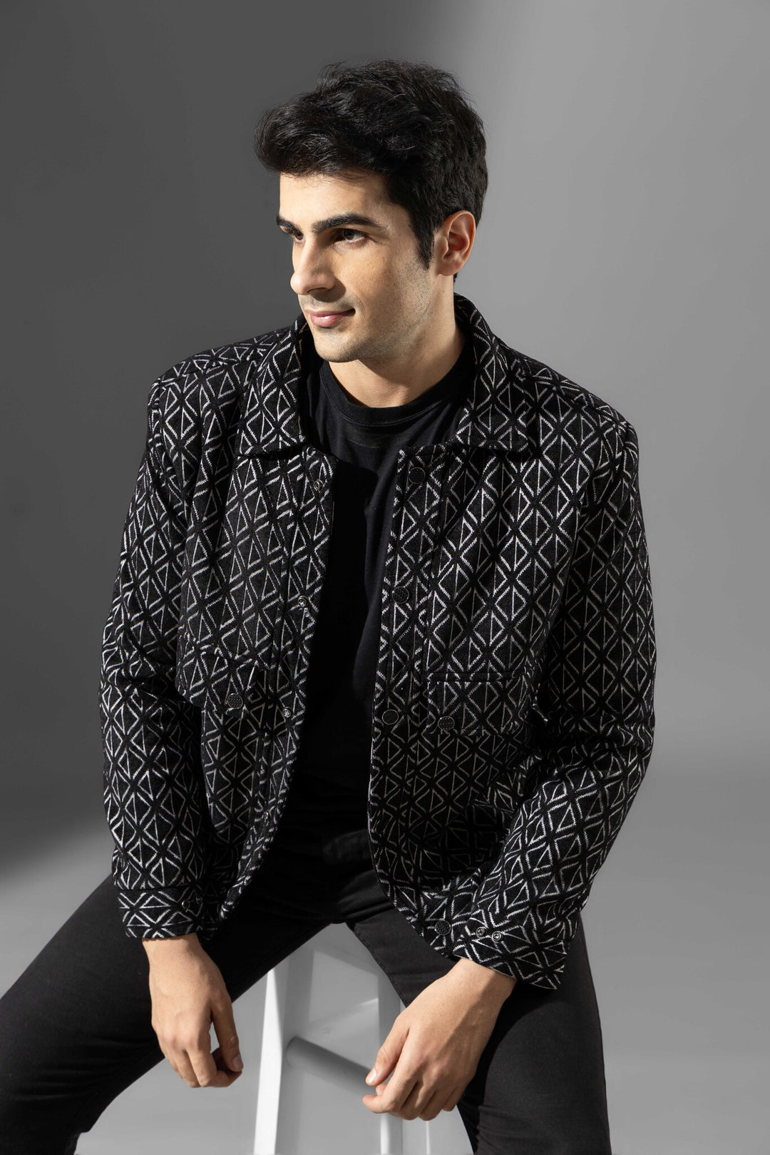 Black Spread Collar Full Sleeve Winter Jacket