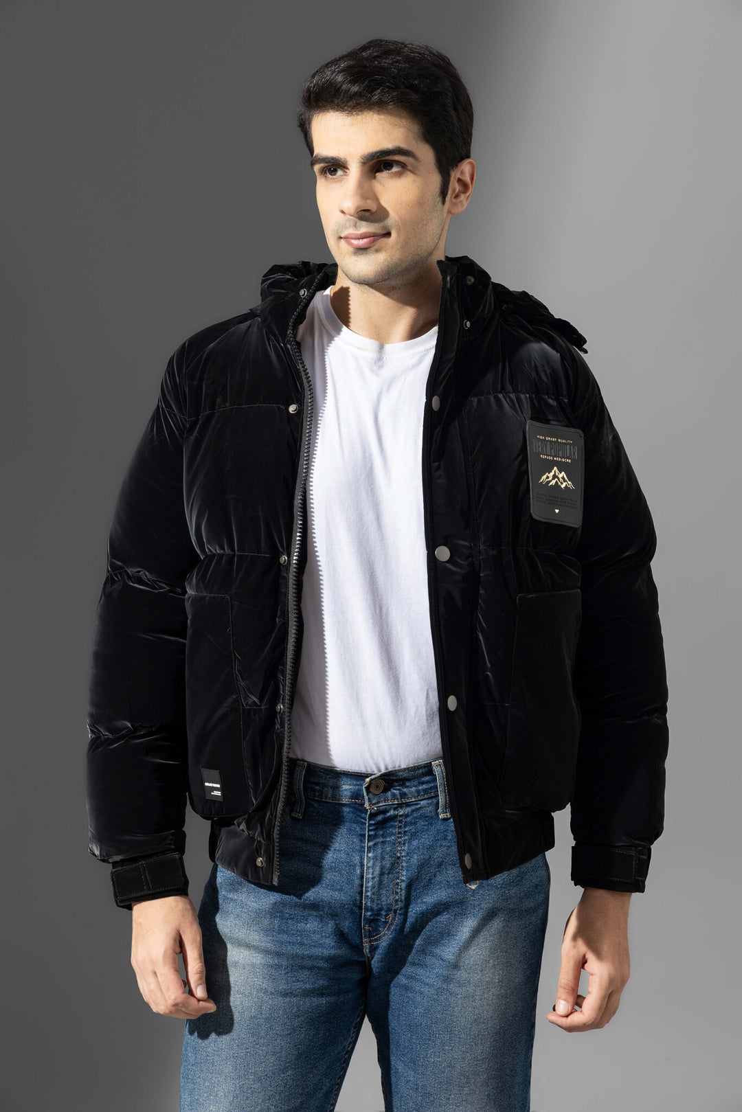 Black Full Sleeve Men Heavy Jacket