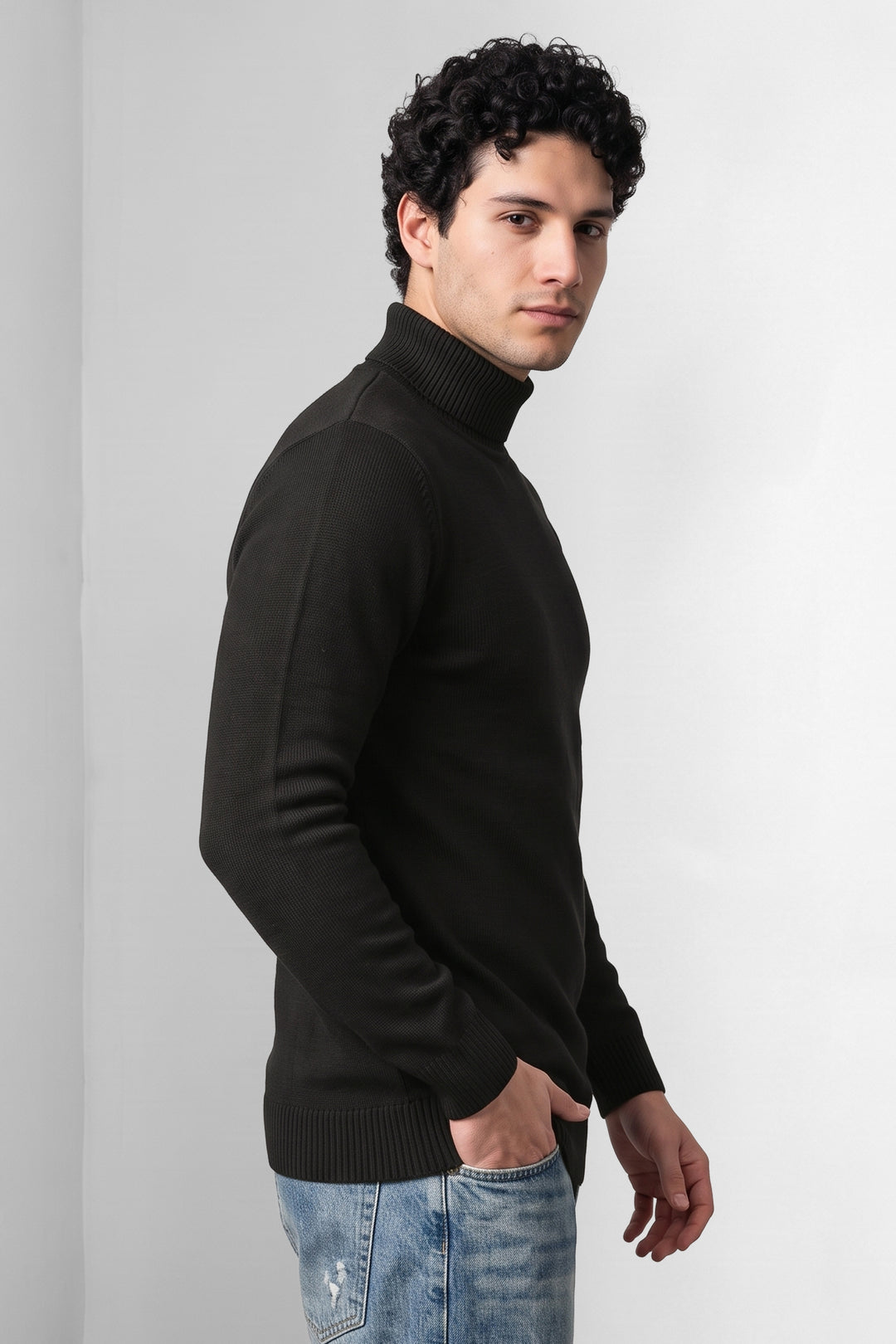 Black Turtleneck Full Sleeve Fine-Knit Pullover