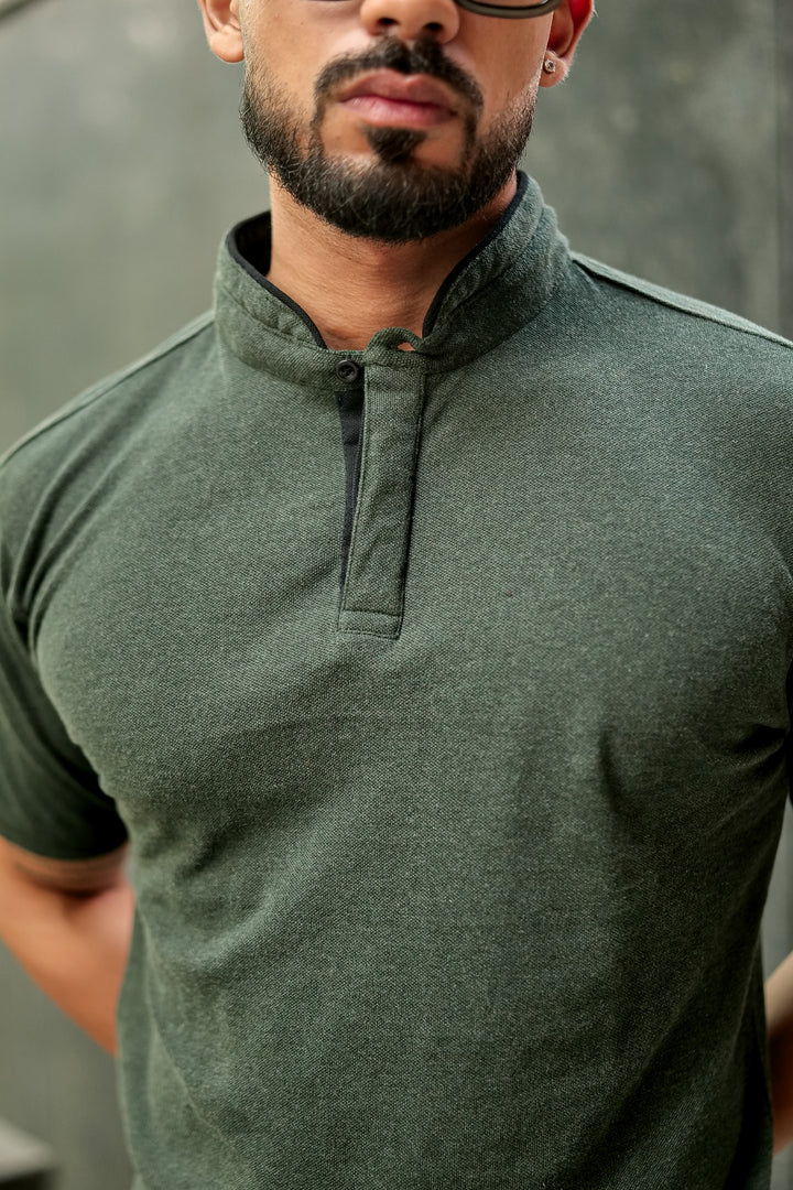 Dark Green Mandarin Collar Tinted Fabric Henley T-Shirt