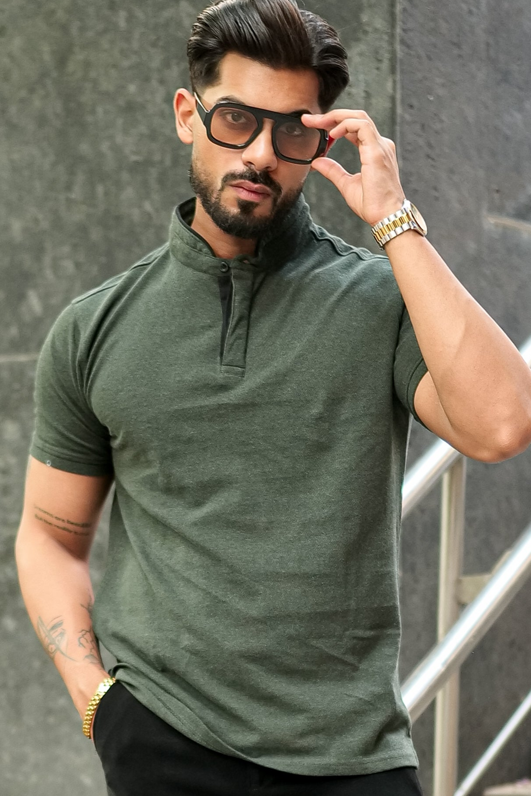 Dark Green Mandarin Collar Tinted Fabric Henley T-Shirt