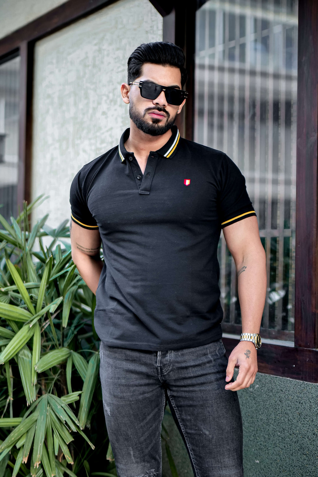 Black Yellow Ribbed collar logo embroidered Polo T-Shirt