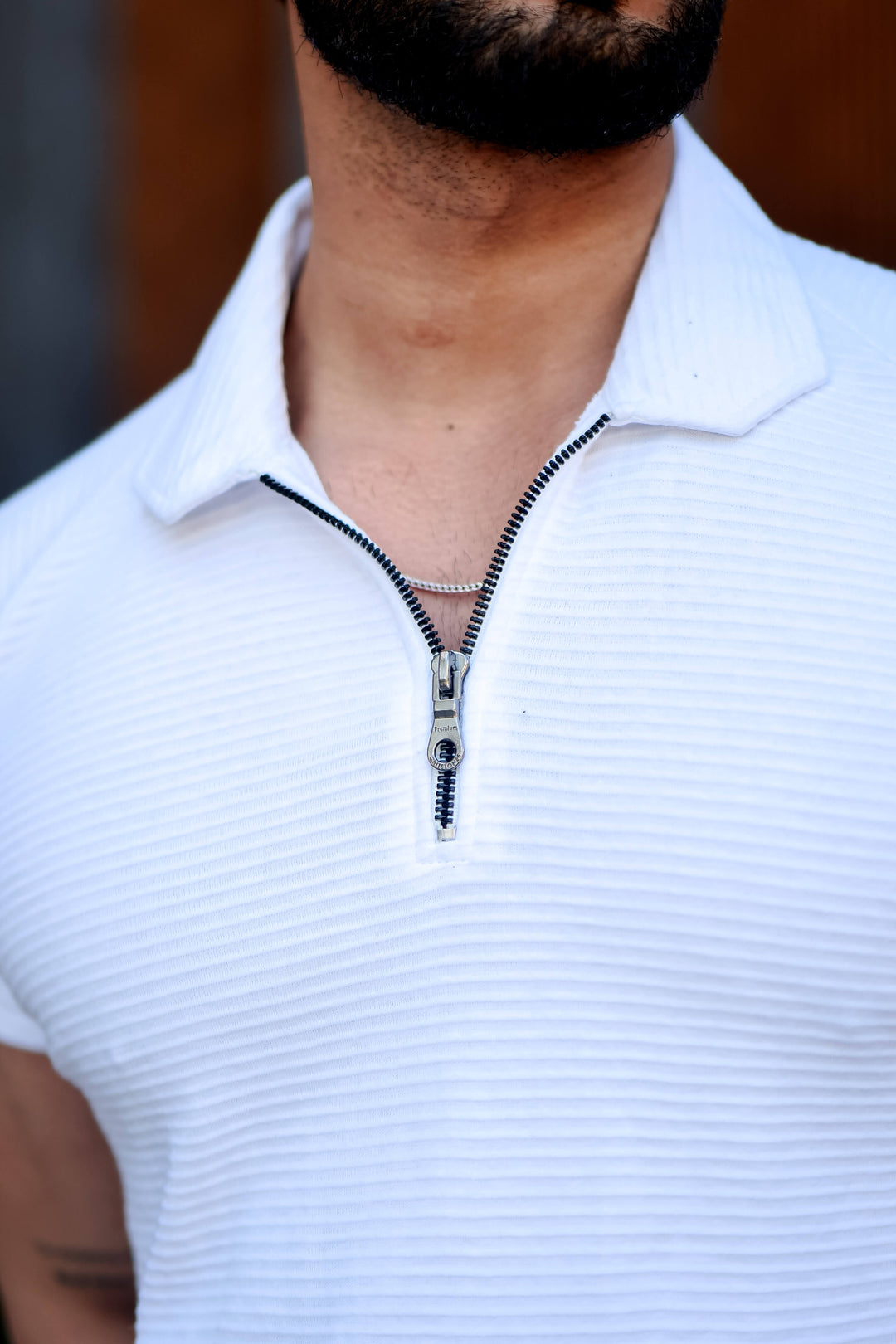 White Ottoman Zipper Polo Collar T-Shirt