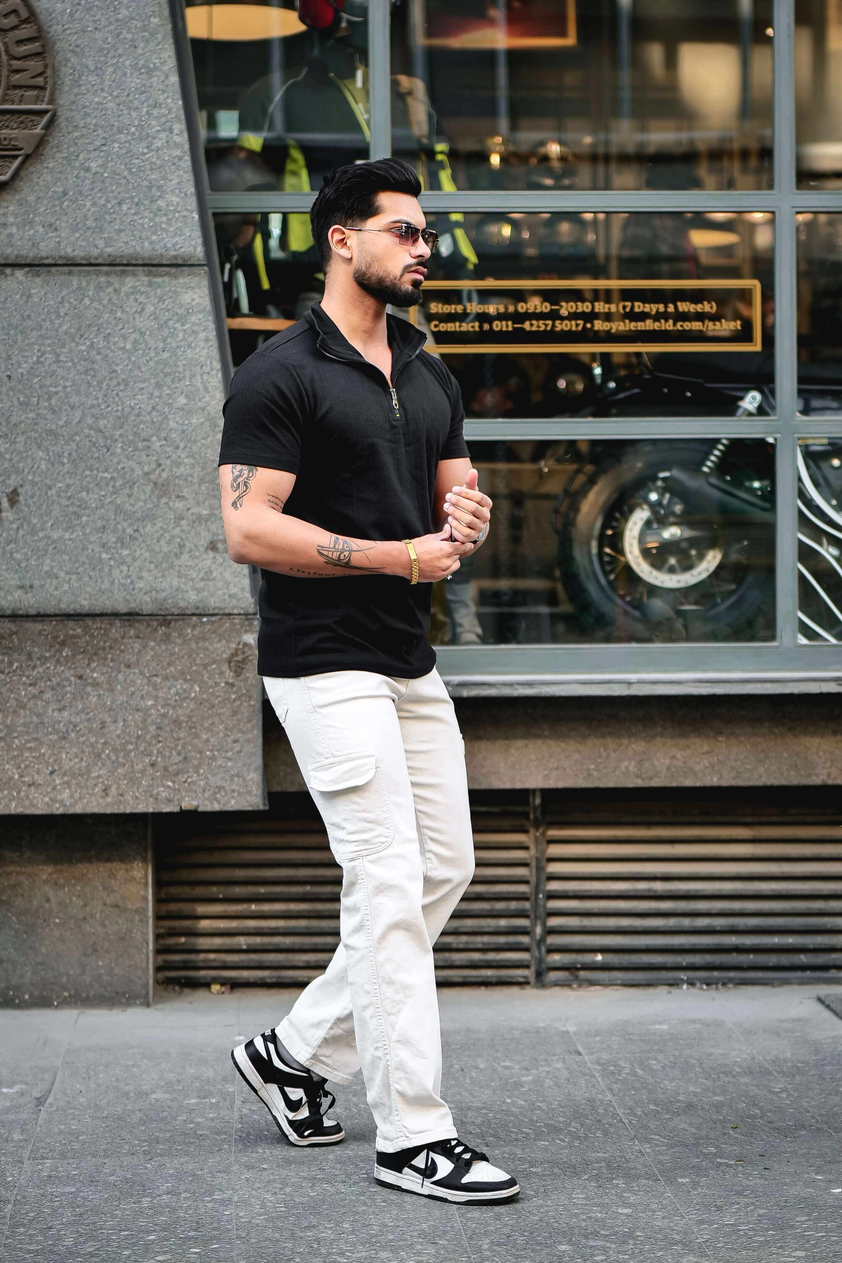 Black Drop Needle Zipper T-Shirt