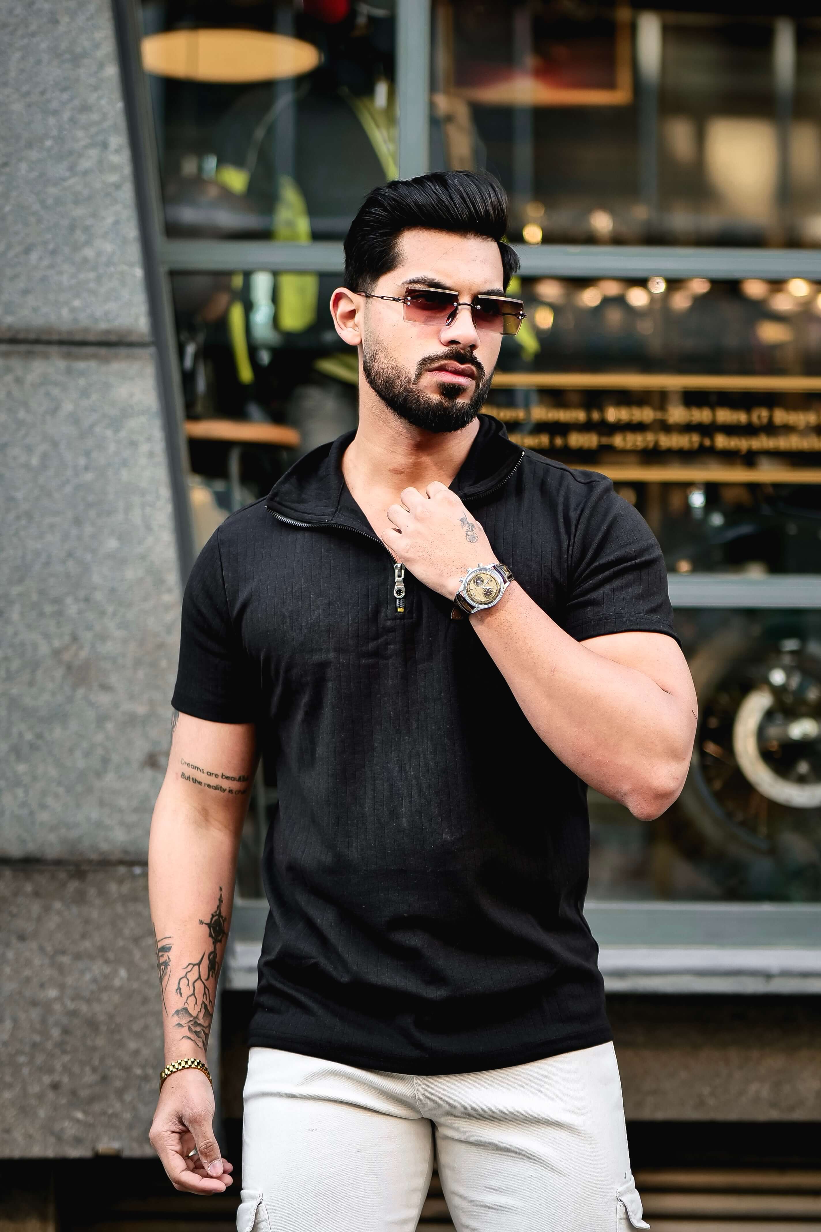 Black Drop Needle Zipper T-Shirt