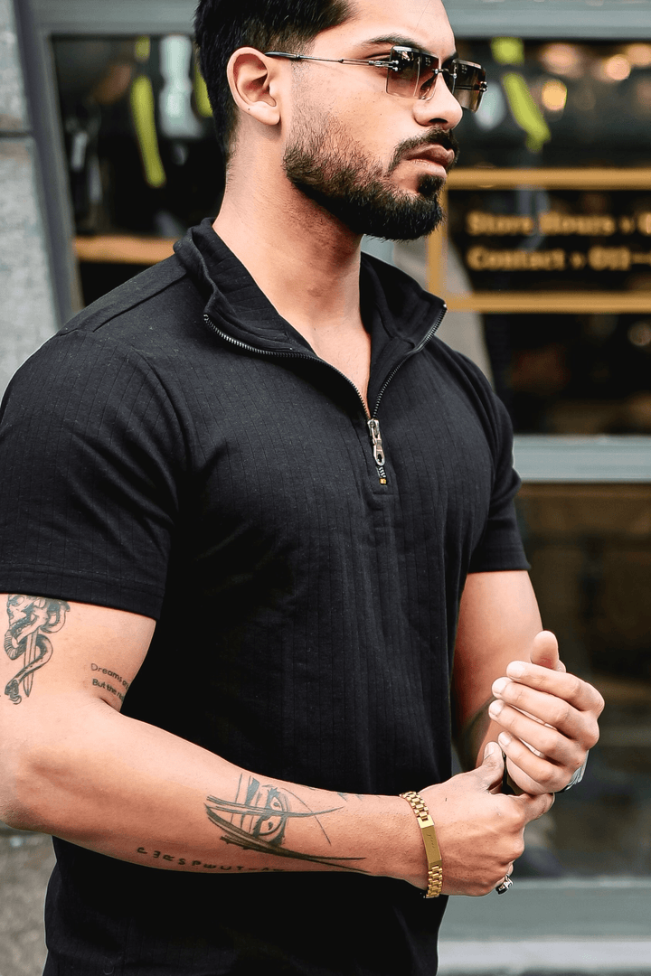 Black Drop Needle Zipper T-Shirt