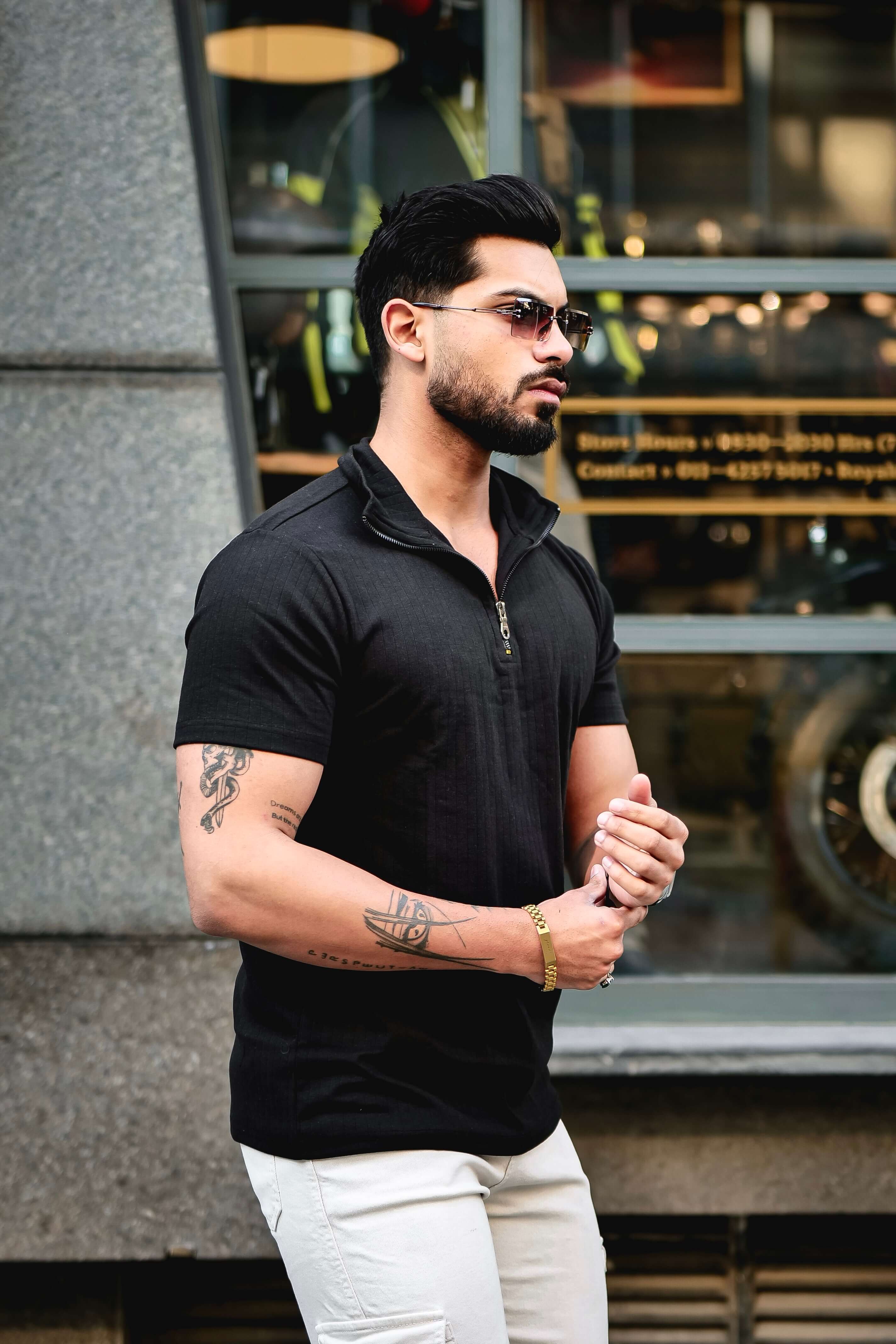 Black Drop Needle Zipper T-Shirt