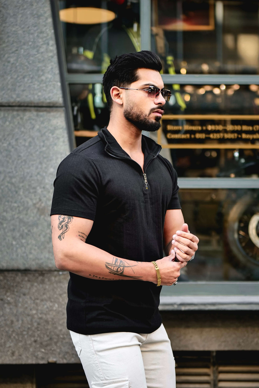 Black Drop Needle Zipper T-Shirt
