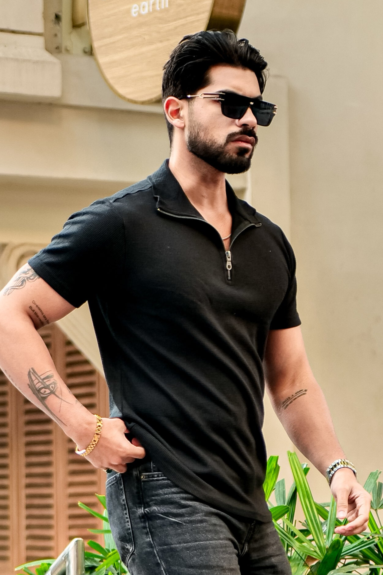 Black Waffle Half Sleeves Zipper T-Shirt