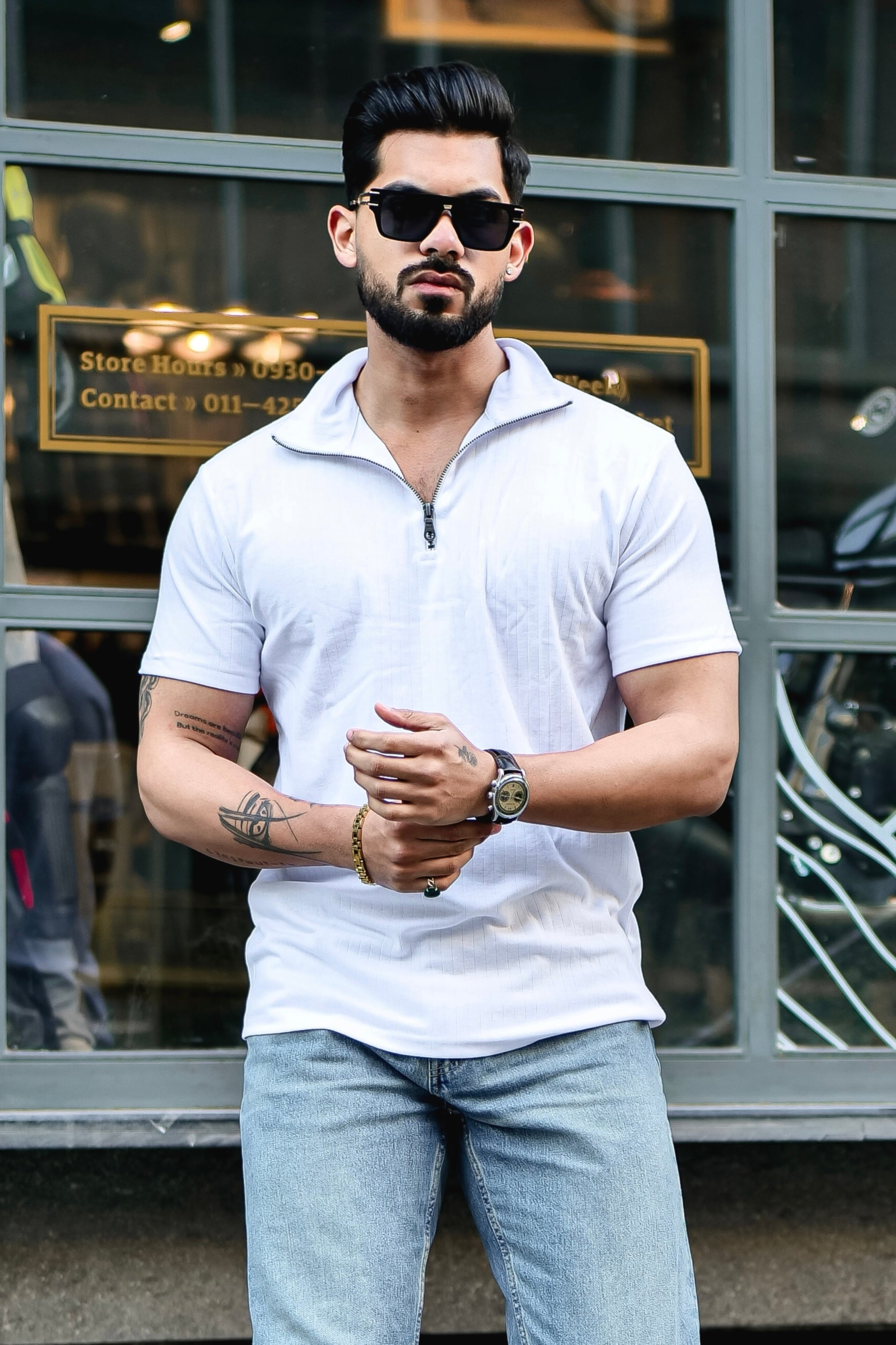 White Self Design Drop Needle Zipper T-Shirt