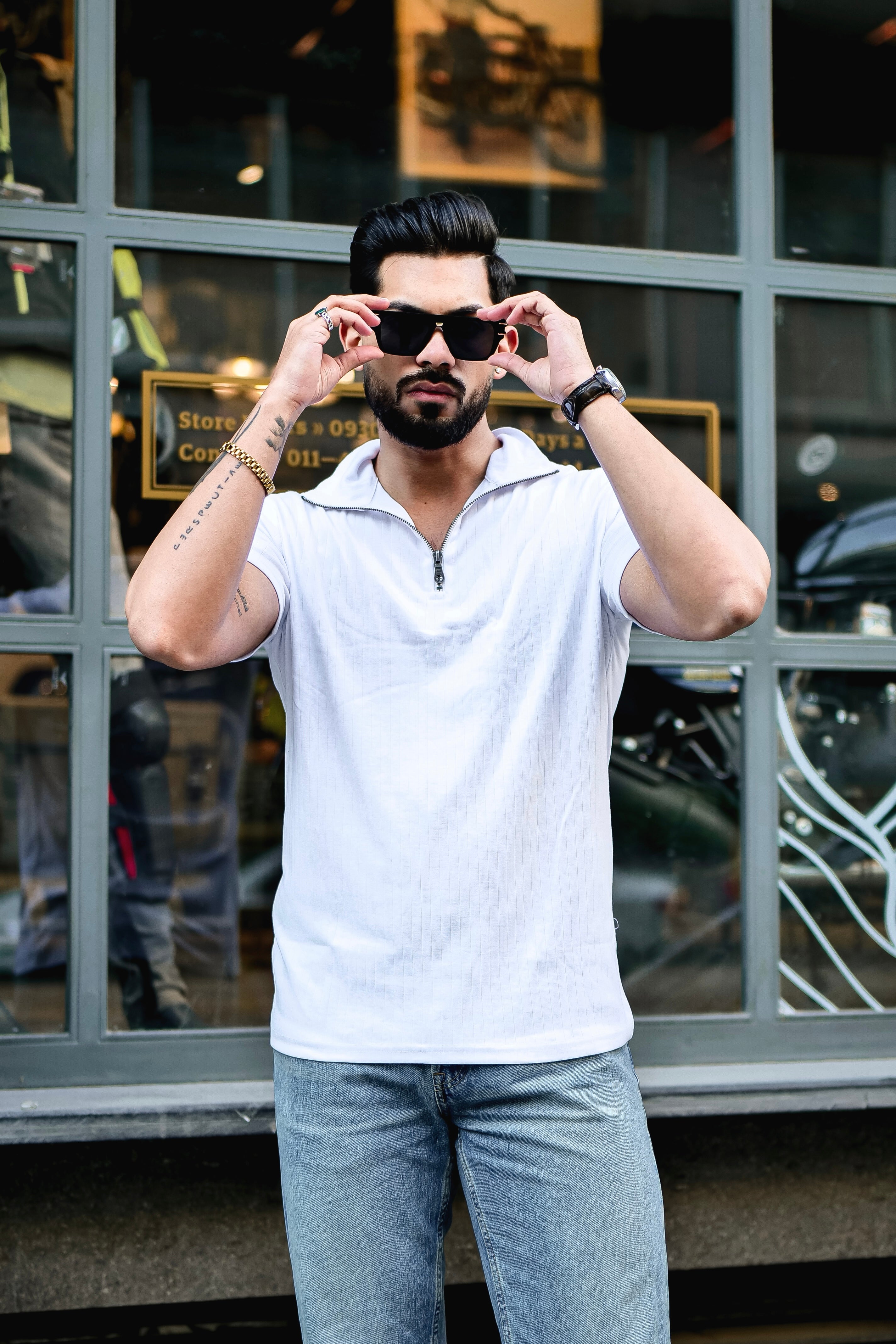 White Self Design Drop Needle Zipper T-Shirt