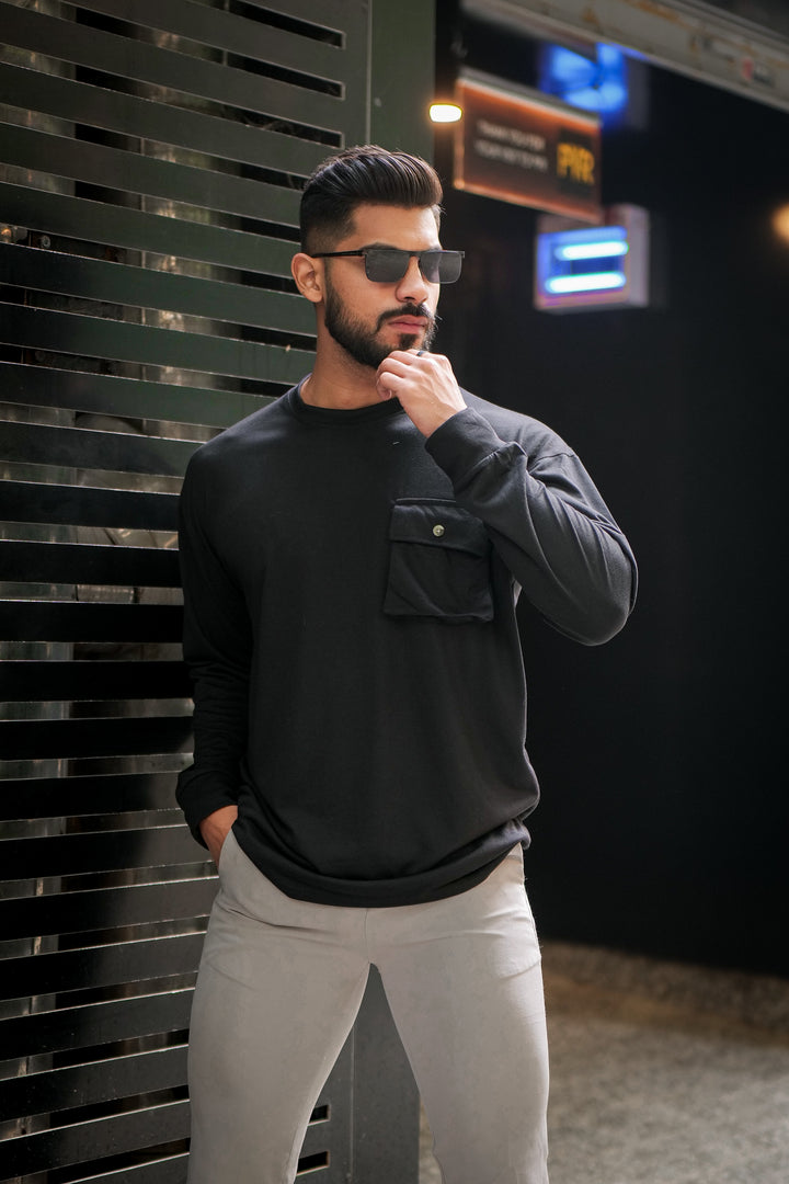 Black Oversized Pocket T-Shirt