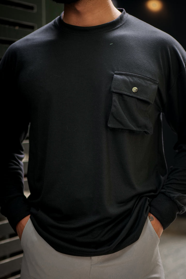 Black Oversized Pocket T-Shirt
