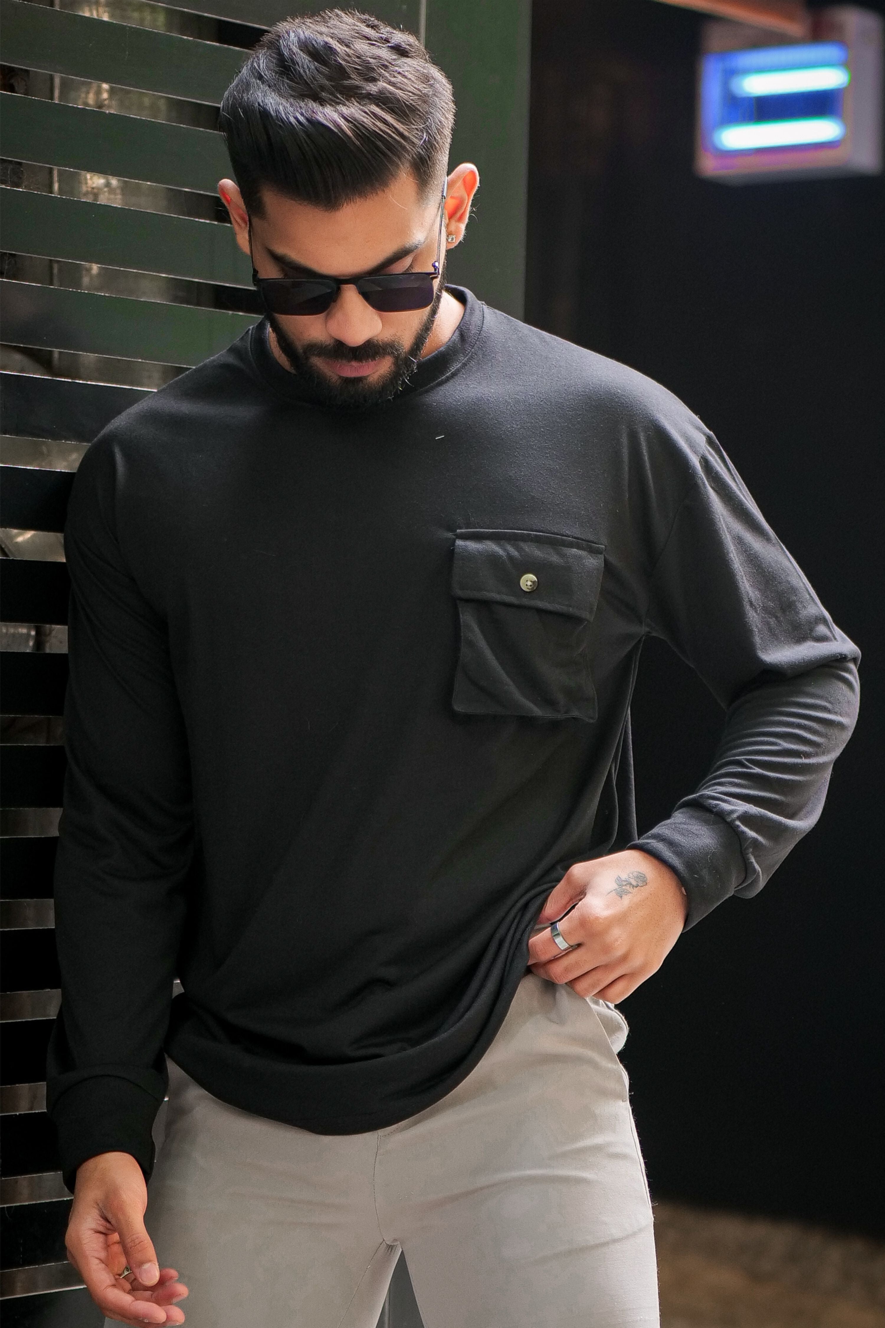Black Oversized Pocket T-Shirt
