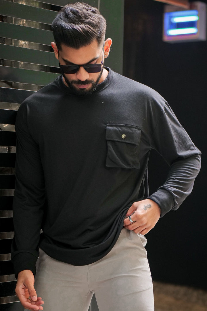 Black Oversized Pocket T-Shirt
