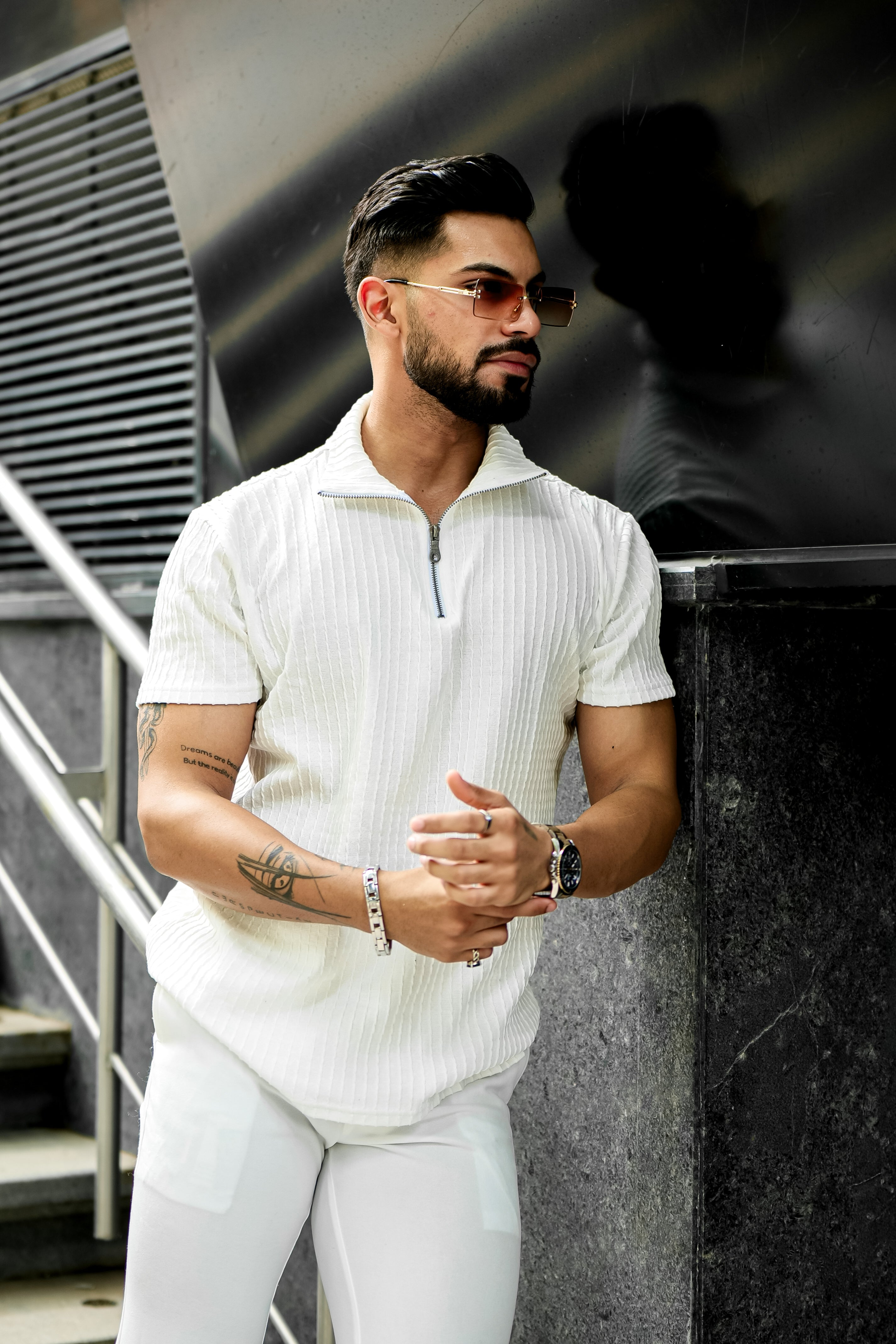 White SELF DESIGN TINTED ZIPPER T-SHIRT