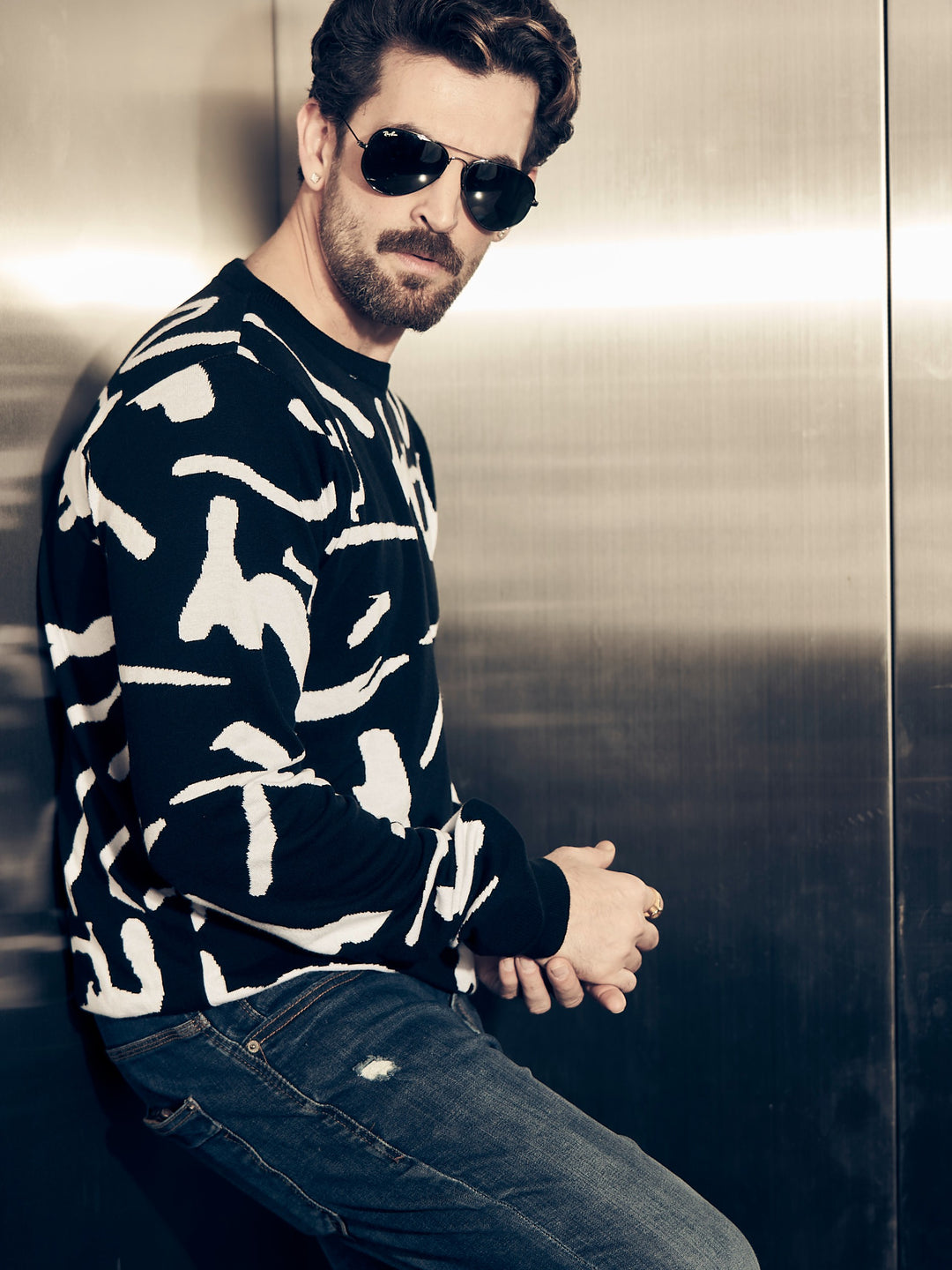 NEIL NITIN MUKESH SWEATER BLACK WHITE