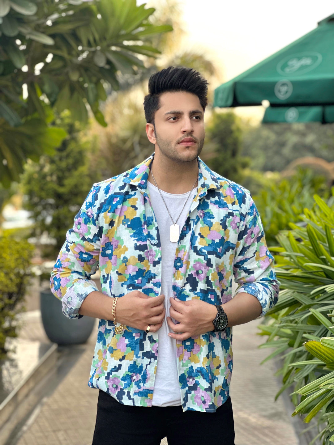 Gritstones Men Regular Full Sleeve White Yellow Floral Shirt