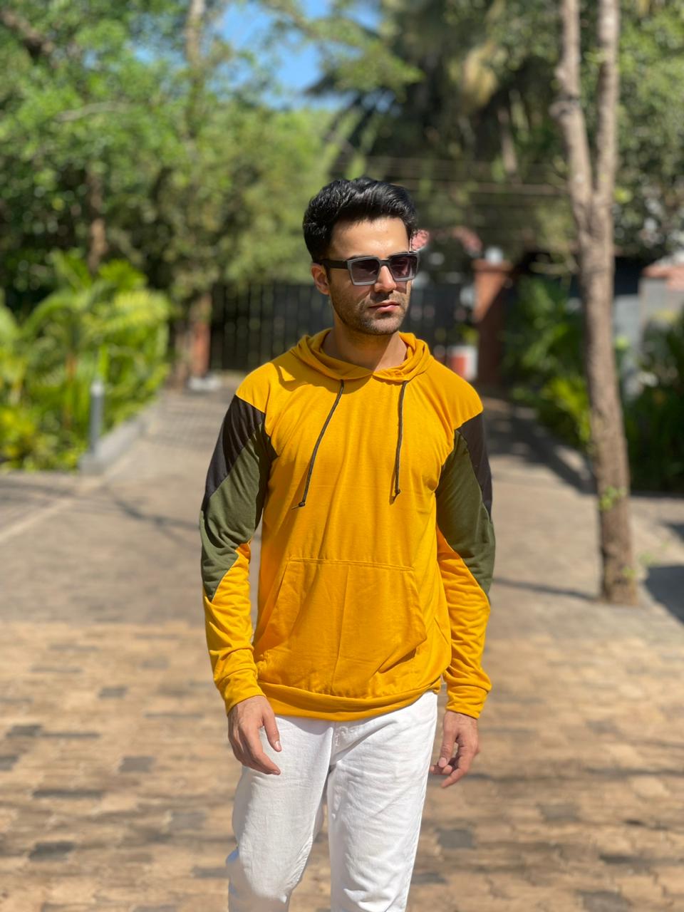 Hooded Full Sleeve Yellow Color Block Kangaroo Pocket  T-Shirt