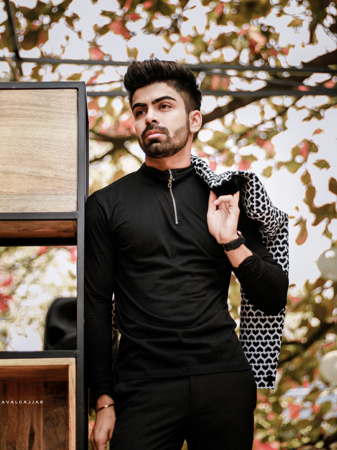 Black High Zipper T-Shirt